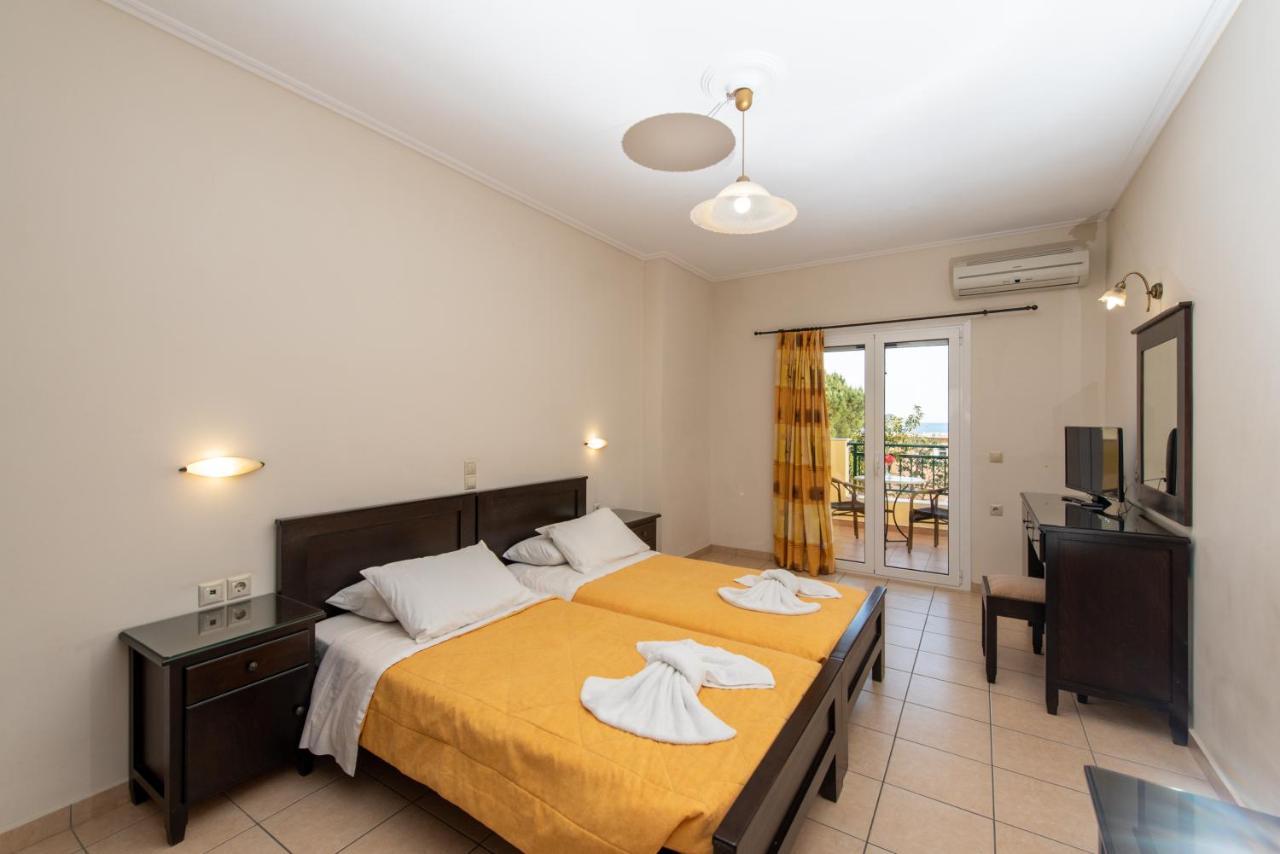 Bed and Breakfast Koukla Mare Lithakia  Екстер'єр фото